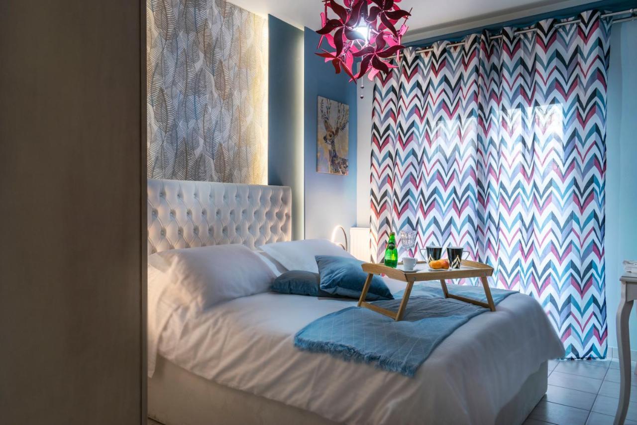 Family Inn Apartments&Suites เนโอสมาร์มาราส ภายนอก รูปภาพ