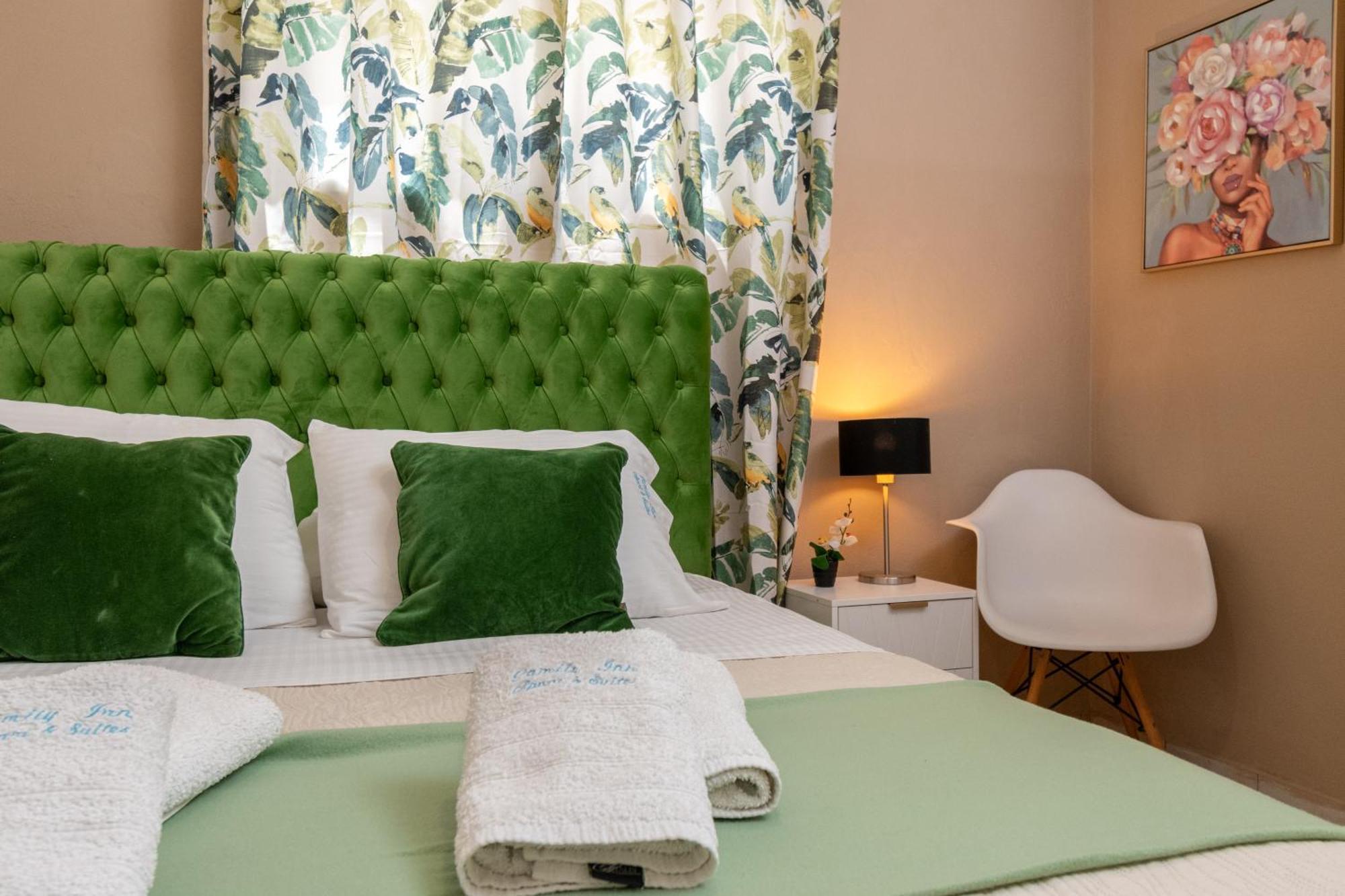 Family Inn Apartments&Suites เนโอสมาร์มาราส ภายนอก รูปภาพ