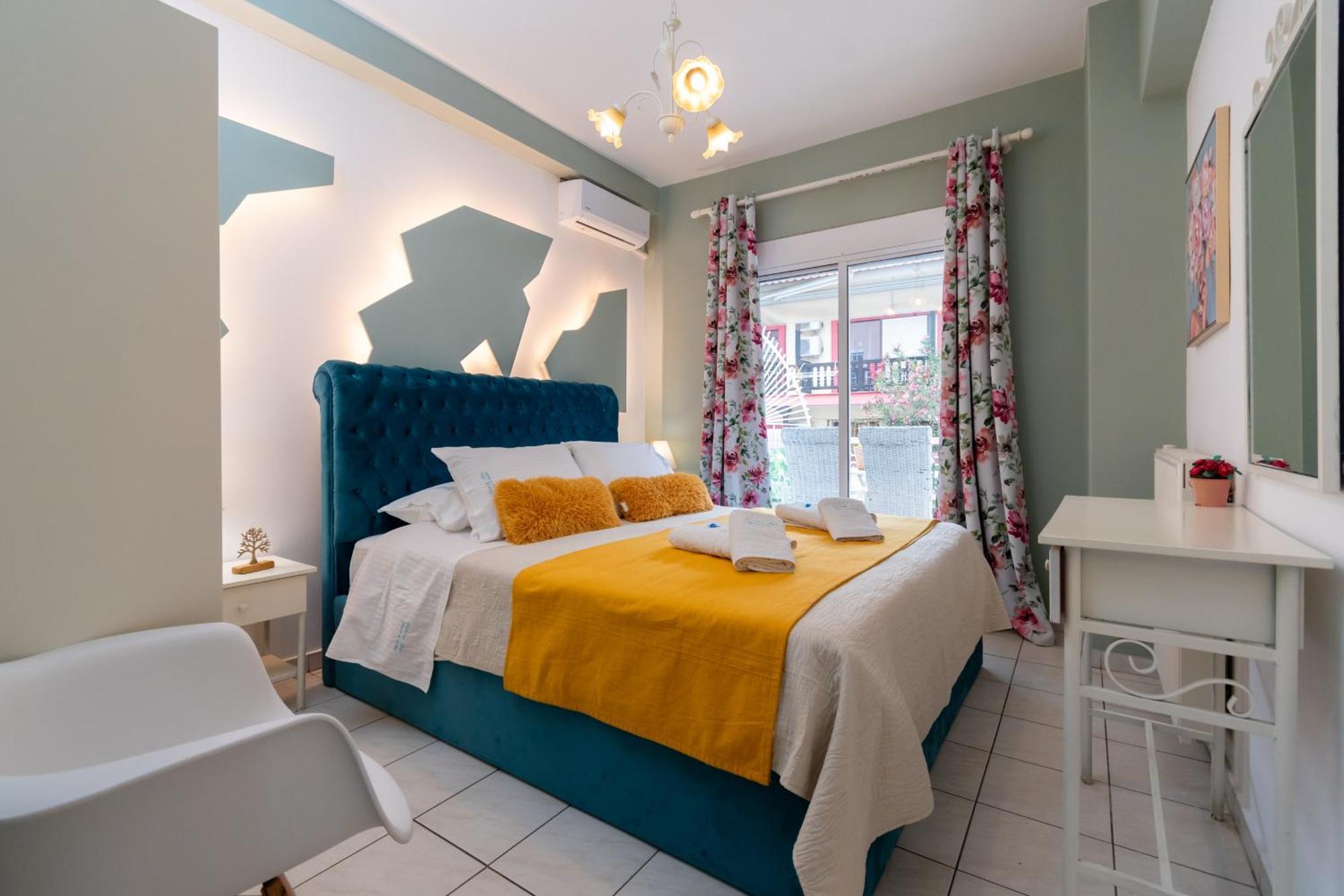 Family Inn Apartments&Suites เนโอสมาร์มาราส ภายนอก รูปภาพ